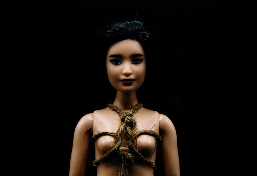 EMOJIBATOR X LE: Intro to Rope Bondage Guide